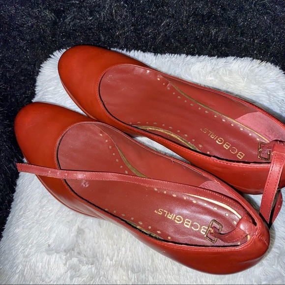 🚨BCBG Wedges🚨 - Picture 7 of 9